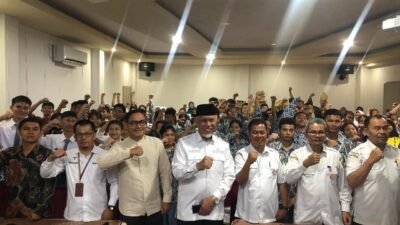 Ratusan pelajar Mentawai bersekolah di Padang